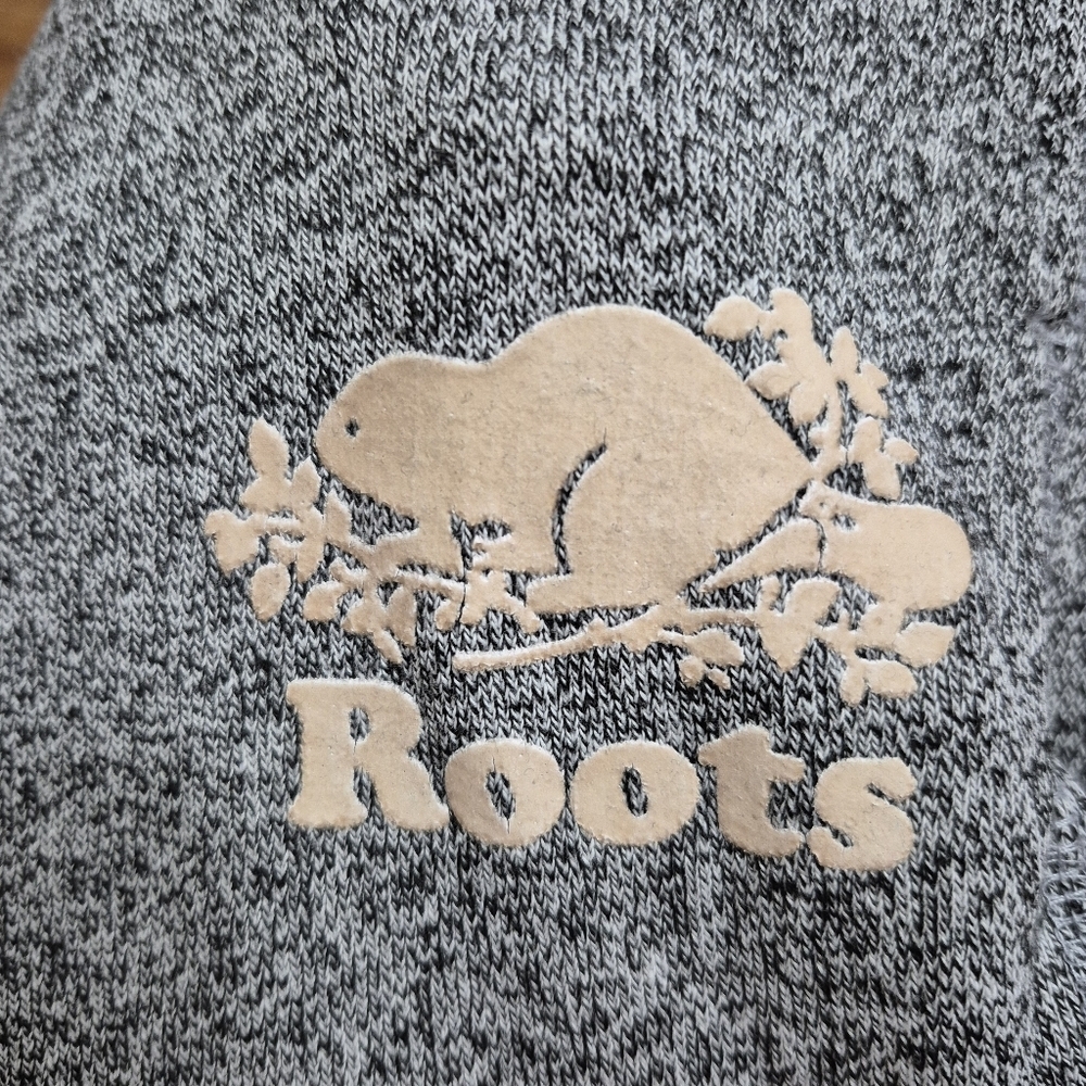Roots Kids Cozy Signature Salt & Pepper Fleece Sweatpants – Size 10 - Picture 2 of 6